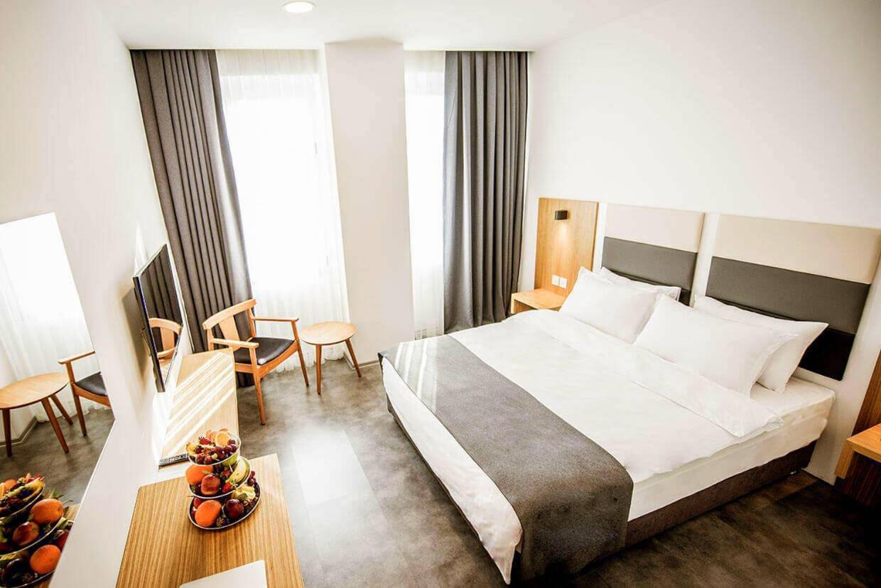 Ingate Hotel Фамагуста Екстериор снимка