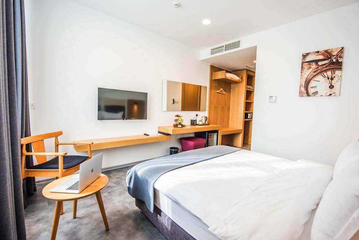 Ingate Hotel Фамагуста Екстериор снимка